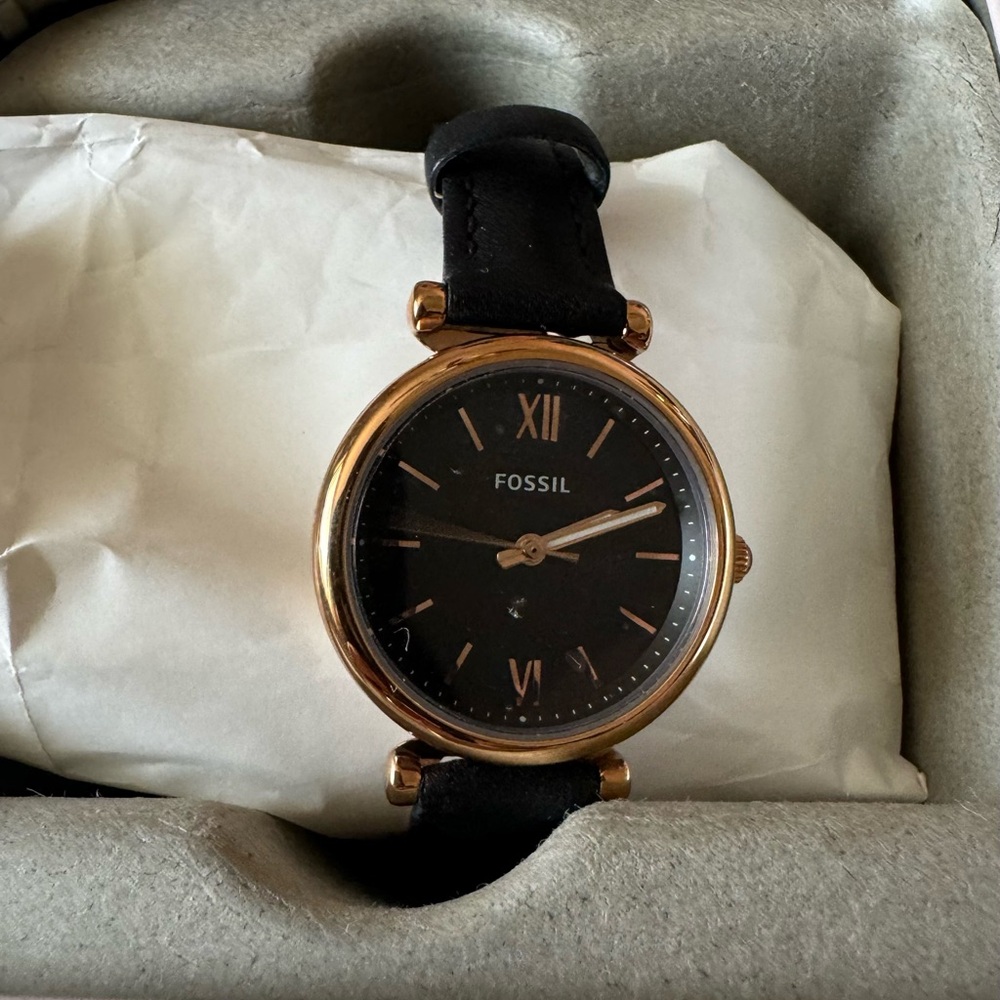 Women’s fossil watch